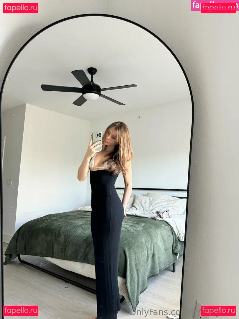 imrileyrain Onlyfans Photo Gallery 