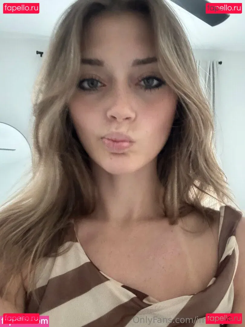 imrileyrain Onlyfans Photo Gallery 