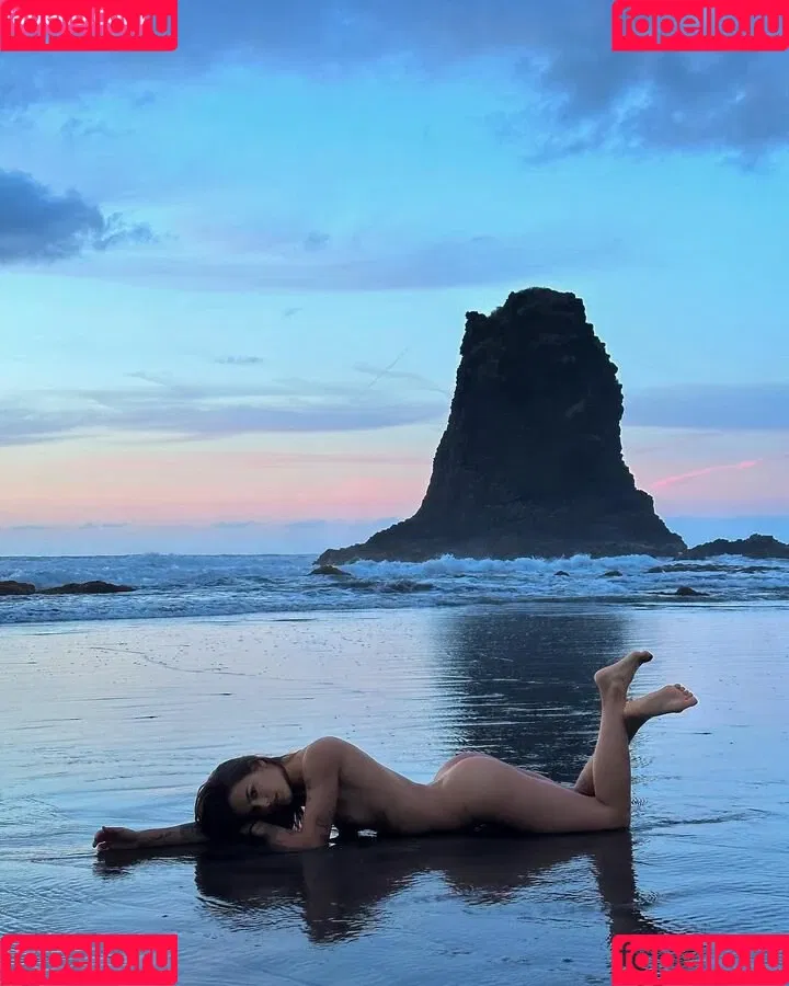 Luna Ventura Onlyfans Photo Gallery 