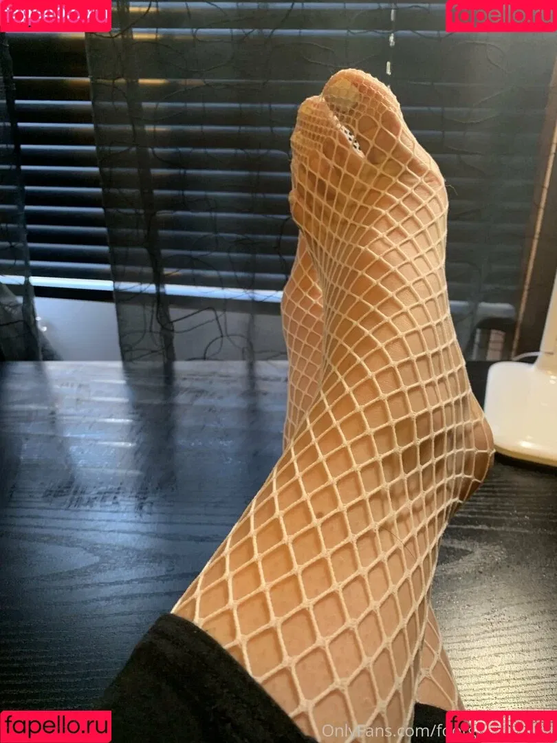 footgoddesskat Onlyfans Photo Gallery 