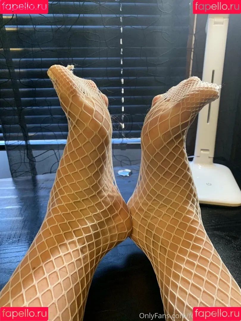 footgoddesskat Onlyfans Photo Gallery 