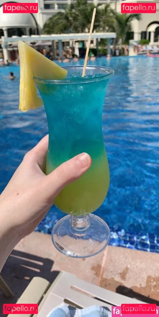 footgoddesskat Onlyfans Photo Gallery 