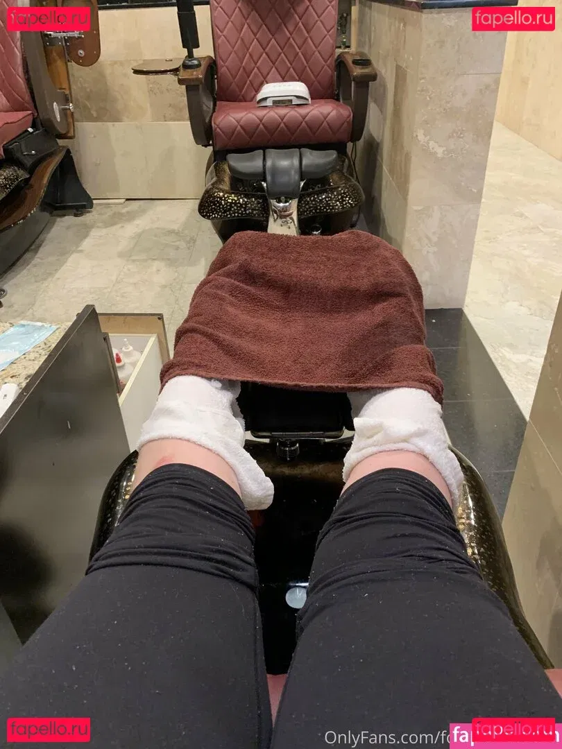 footgoddesskat Onlyfans Photo Gallery 