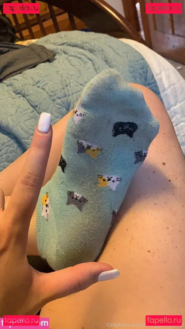 footgoddesskat Onlyfans Photo Gallery 