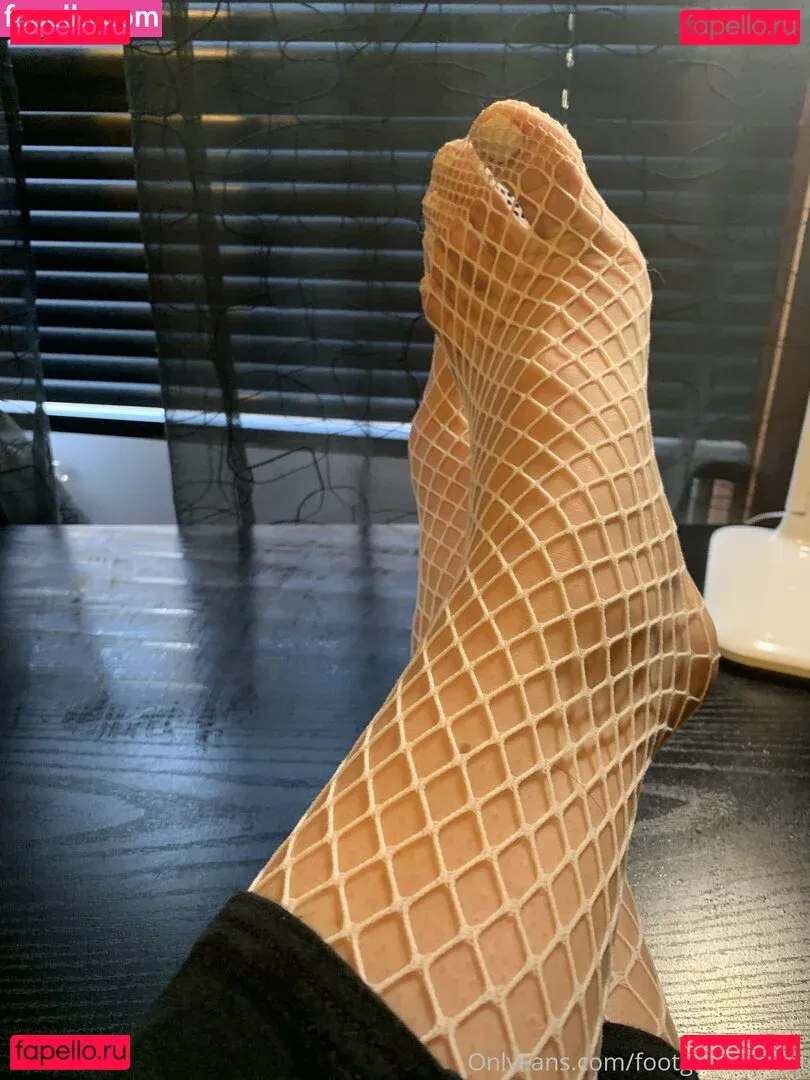 footgoddesskat Onlyfans Photo Gallery 