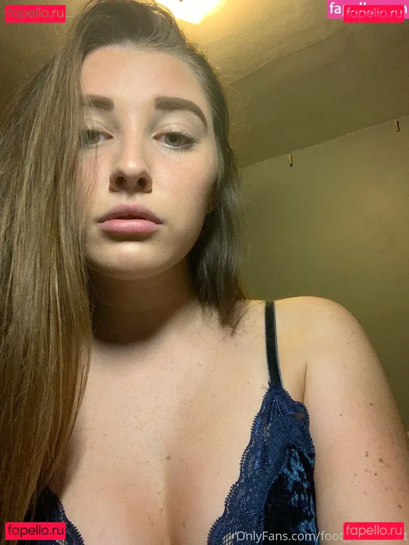 footgoddesskat Onlyfans Photo Gallery 