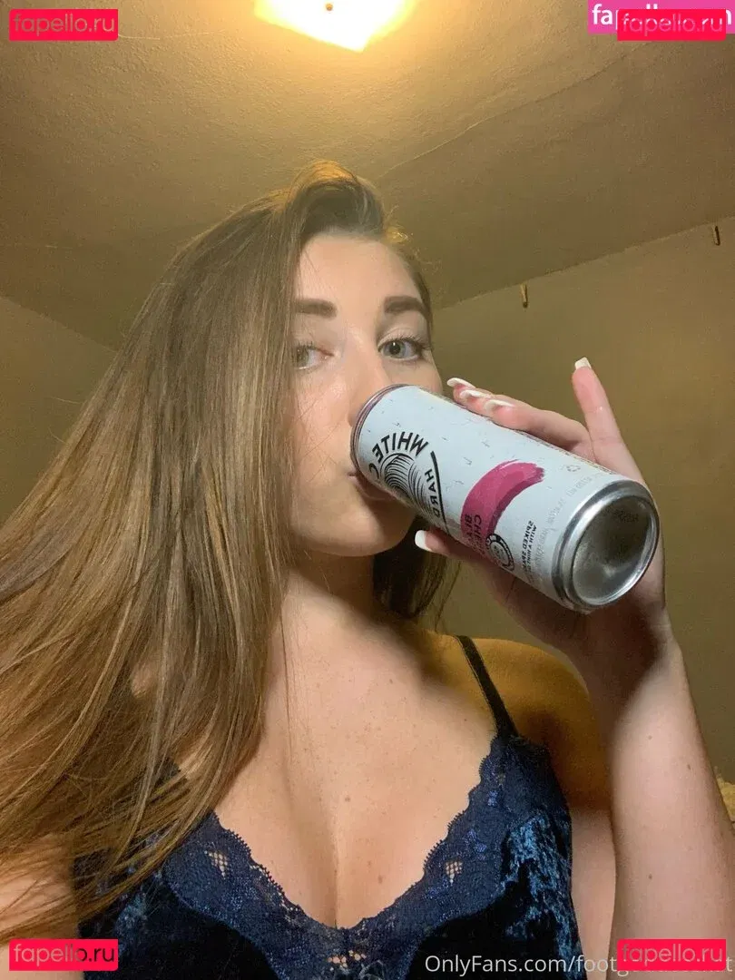 footgoddesskat Onlyfans Photo Gallery 