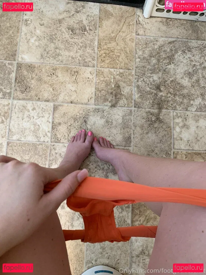 footgoddesskat Onlyfans Photo Gallery 