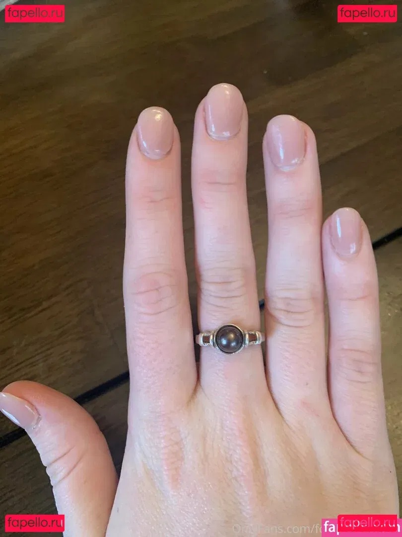 footgoddesskat Onlyfans Photo Gallery 