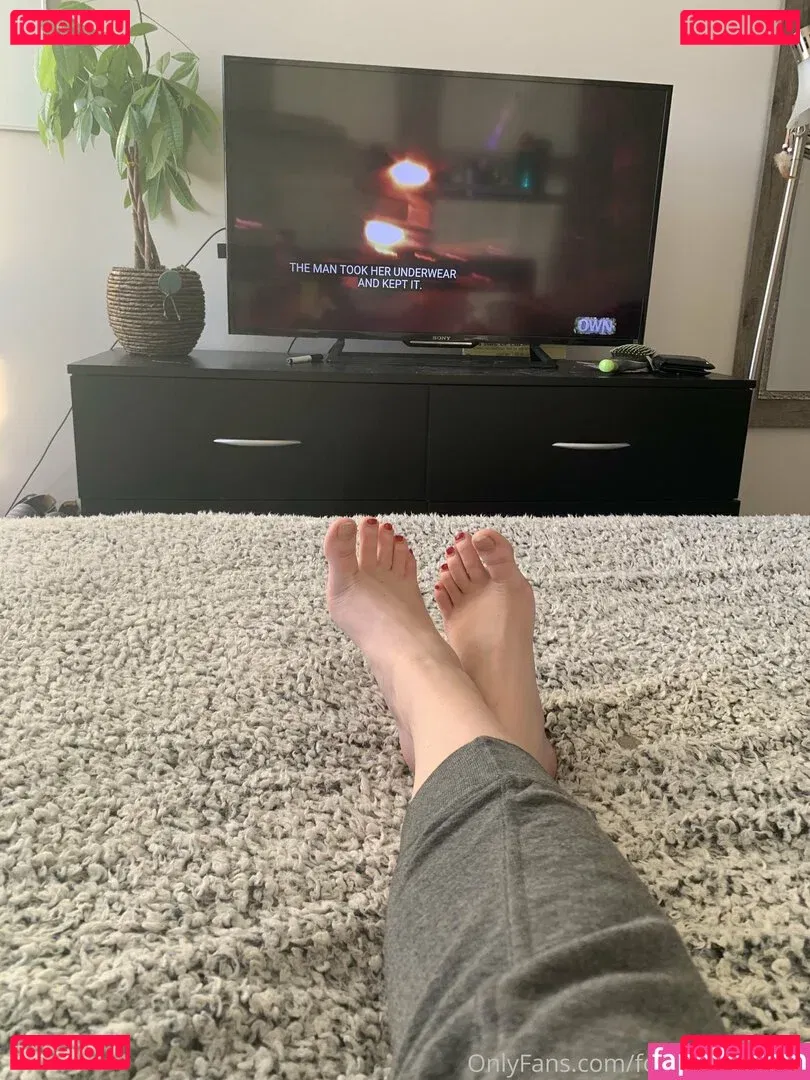 footgoddesskat Onlyfans Photo Gallery 