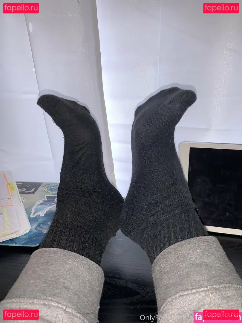 footgoddesskat Onlyfans Photo Gallery 