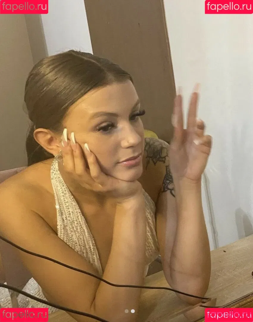 annalovesbanana Onlyfans Photo Gallery 