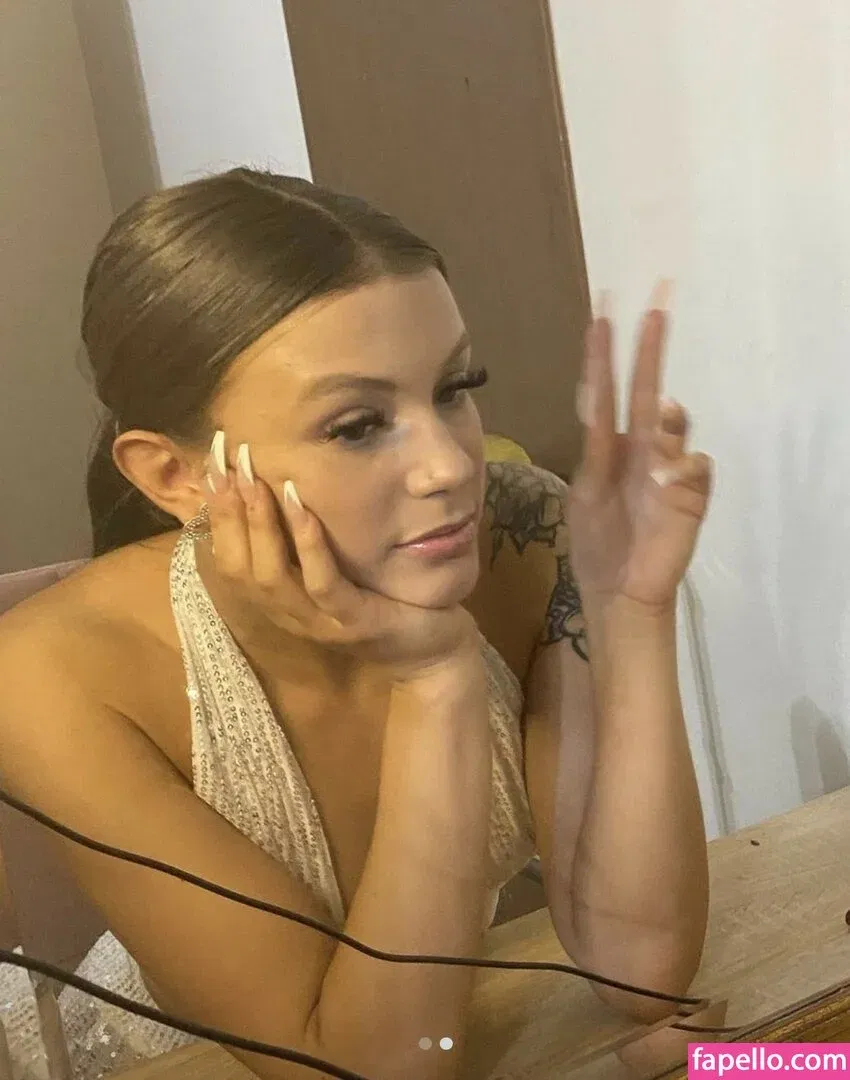 annalovesbanana Onlyfans Photo Gallery 