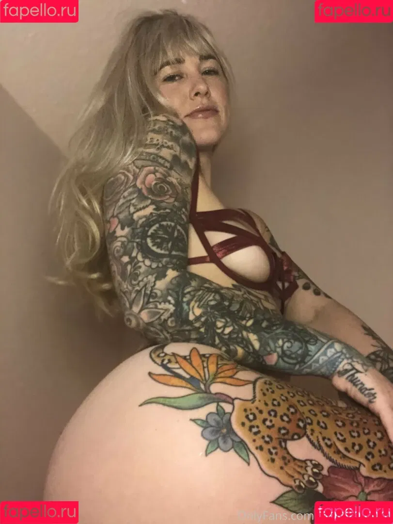 saberonstage Onlyfans Photo Gallery 