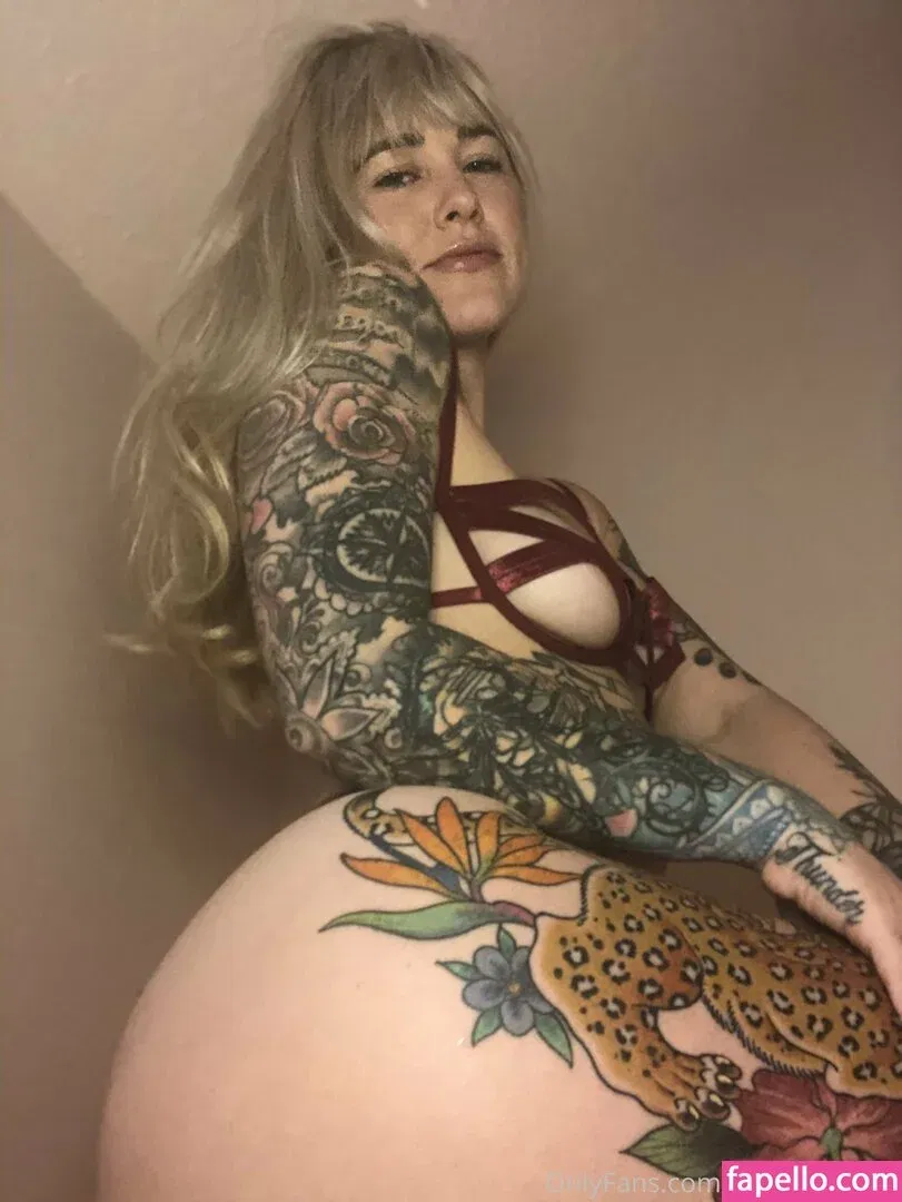 saberonstage Onlyfans Photo Gallery 