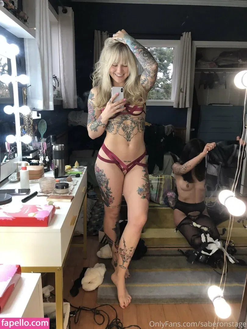 saberonstage Onlyfans Photo Gallery 