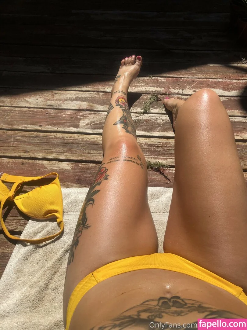 saberonstage Onlyfans Photo Gallery 