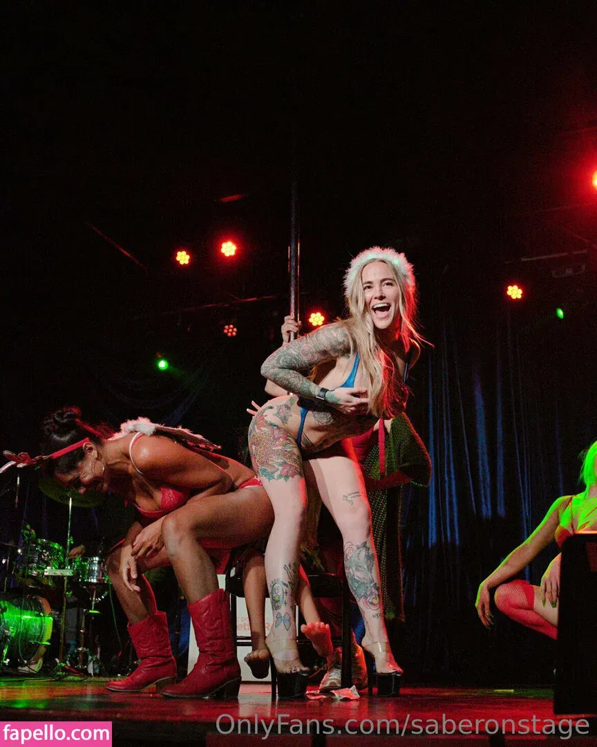 saberonstage Onlyfans Photo Gallery 