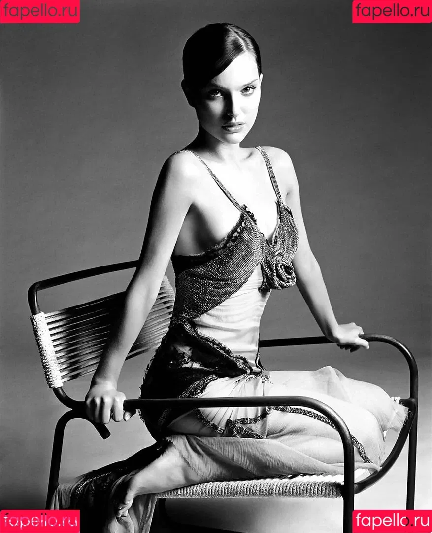 Natalie Portman Onlyfans Photo Gallery 