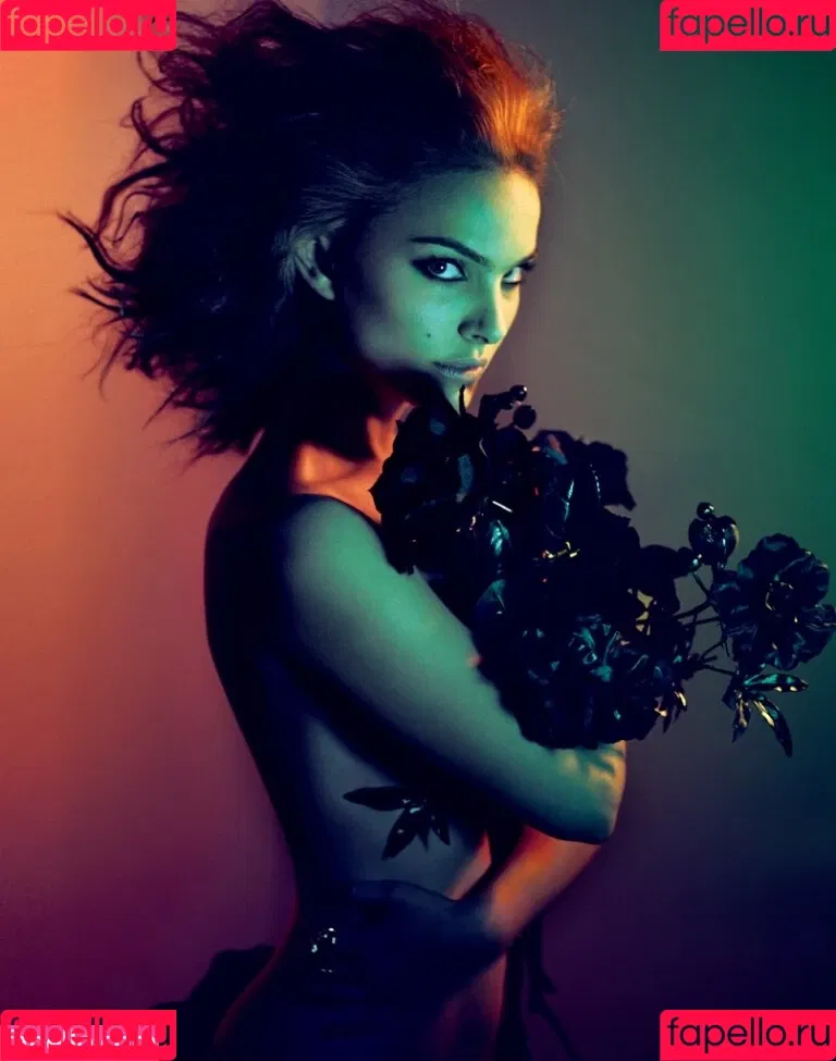 Natalie Portman Onlyfans Photo Gallery 