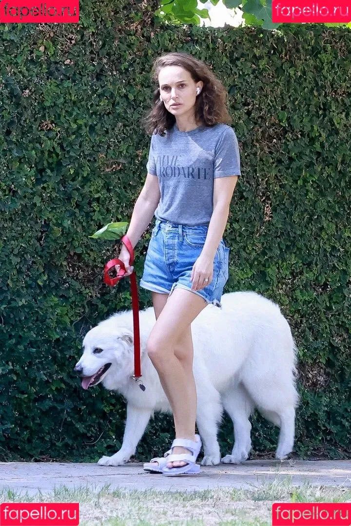 Natalie Portman Onlyfans Photo Gallery 