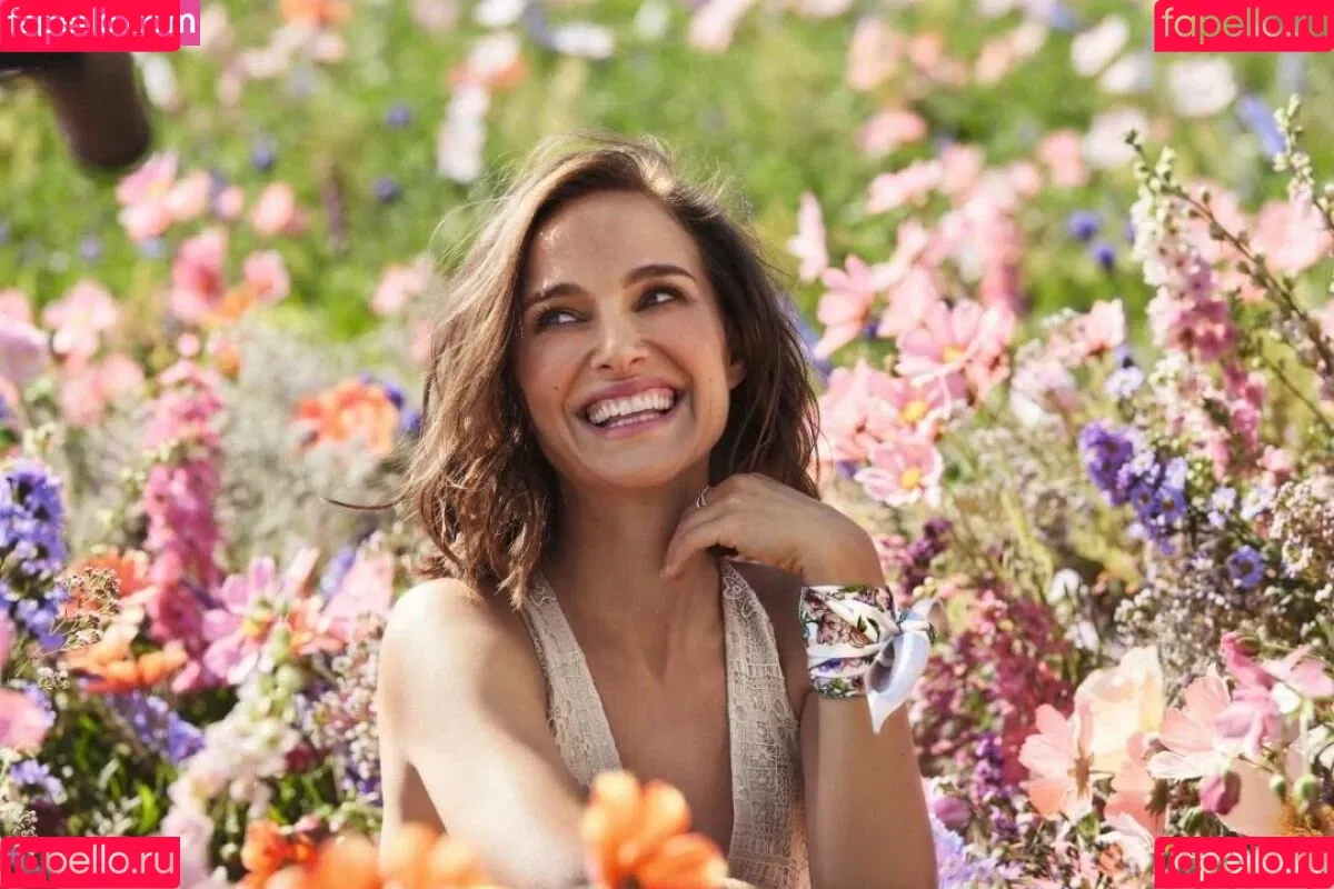 Natalie Portman Onlyfans Photo Gallery 