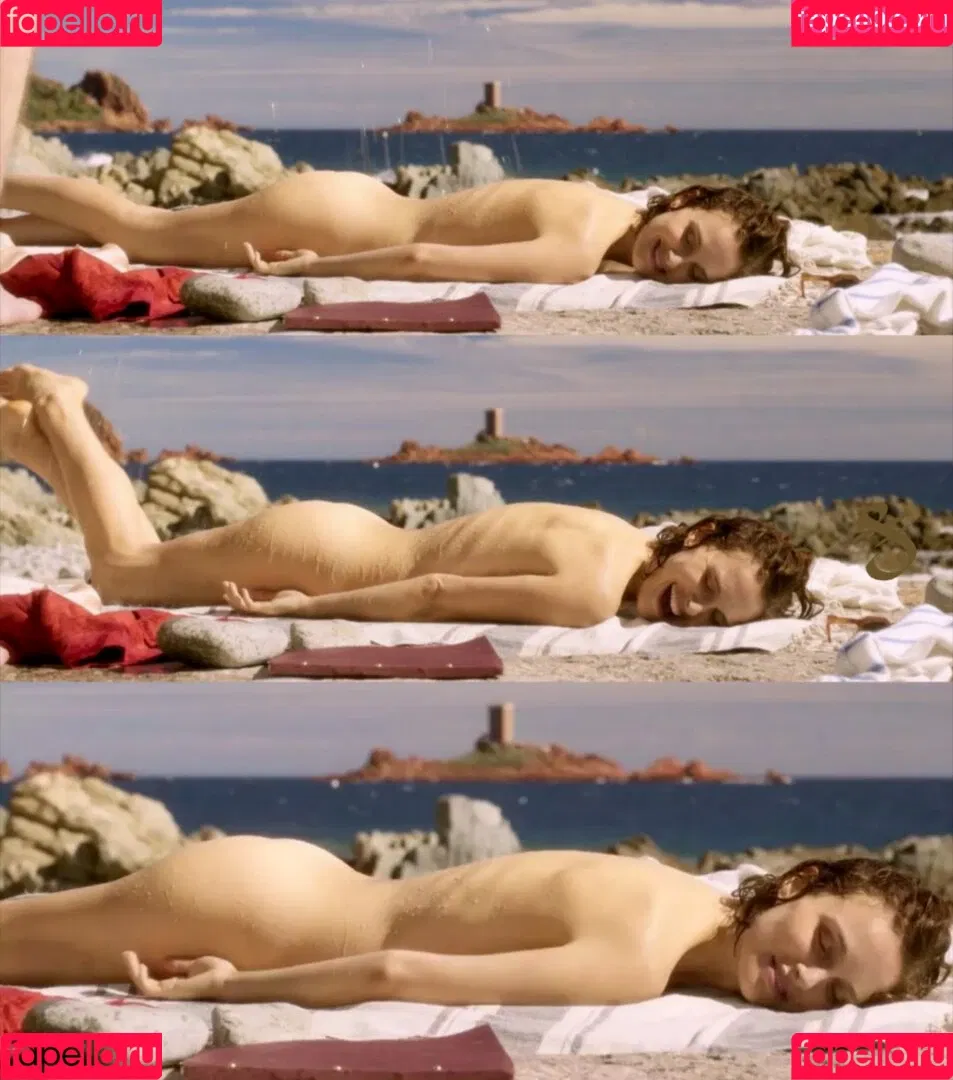 Natalie Portman Onlyfans Photo Gallery 
