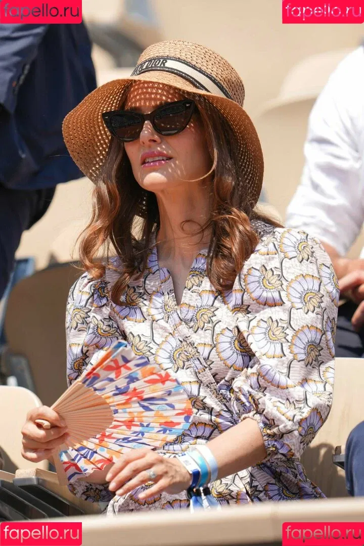 Natalie Portman Onlyfans Photo Gallery 