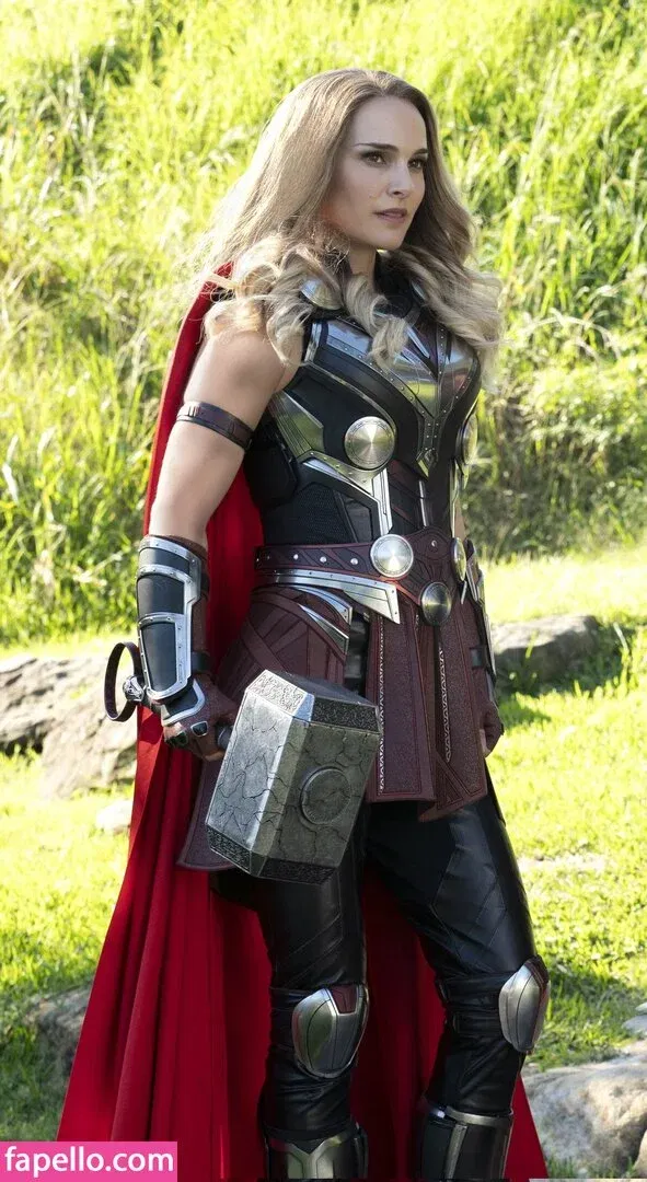 Natalie Portman Onlyfans Photo Gallery 