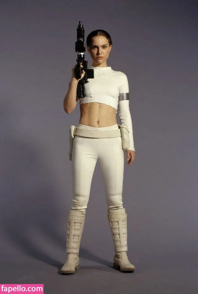 Natalie Portman Onlyfans Photo Gallery 