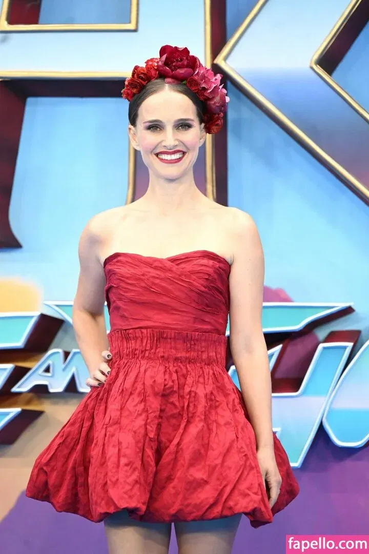 Natalie Portman Onlyfans Photo Gallery 