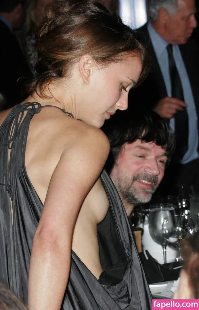 Natalie Portman Onlyfans Photo Gallery 