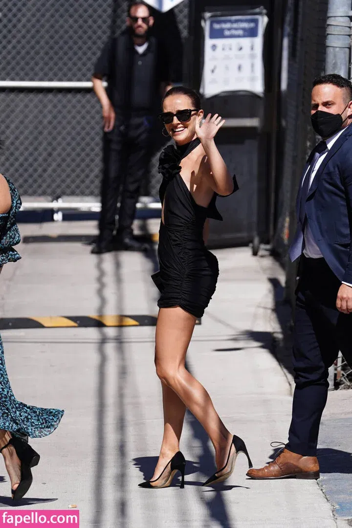 Natalie Portman Onlyfans Photo Gallery 