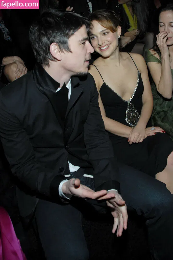 Natalie Portman Onlyfans Photo Gallery 