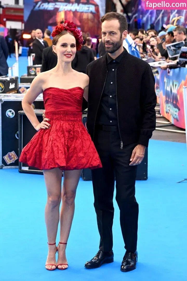 Natalie Portman Onlyfans Photo Gallery 