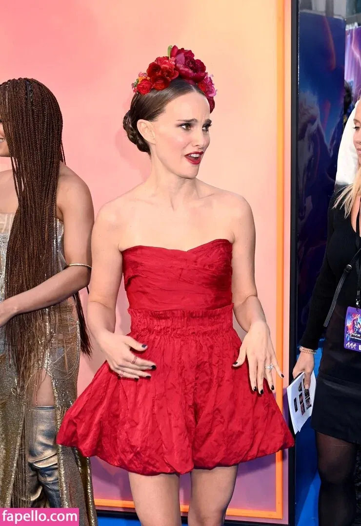 Natalie Portman Onlyfans Photo Gallery 