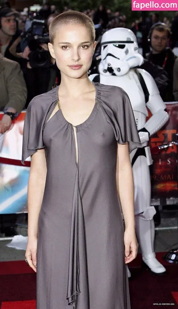 Natalie Portman Onlyfans Photo Gallery 