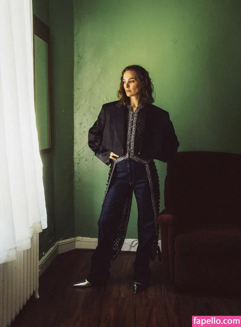 Natalie Portman Onlyfans Photo Gallery 