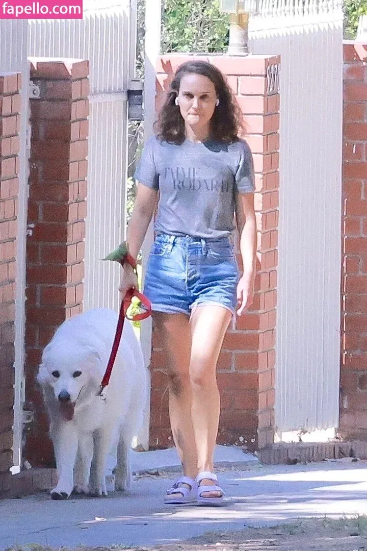 Natalie Portman Onlyfans Photo Gallery 