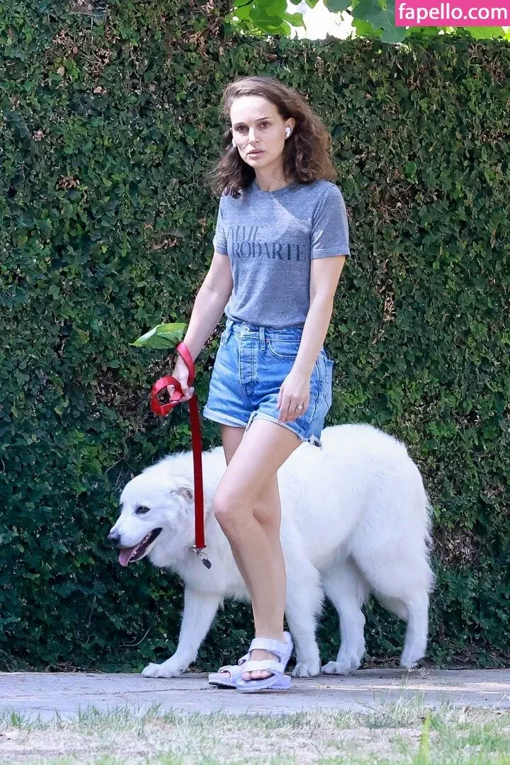 Natalie Portman Onlyfans Photo Gallery 