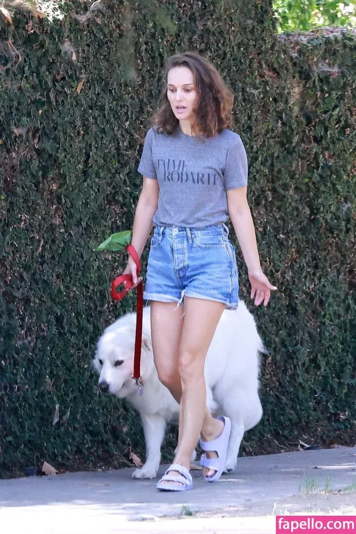 Natalie Portman Onlyfans Photo Gallery 