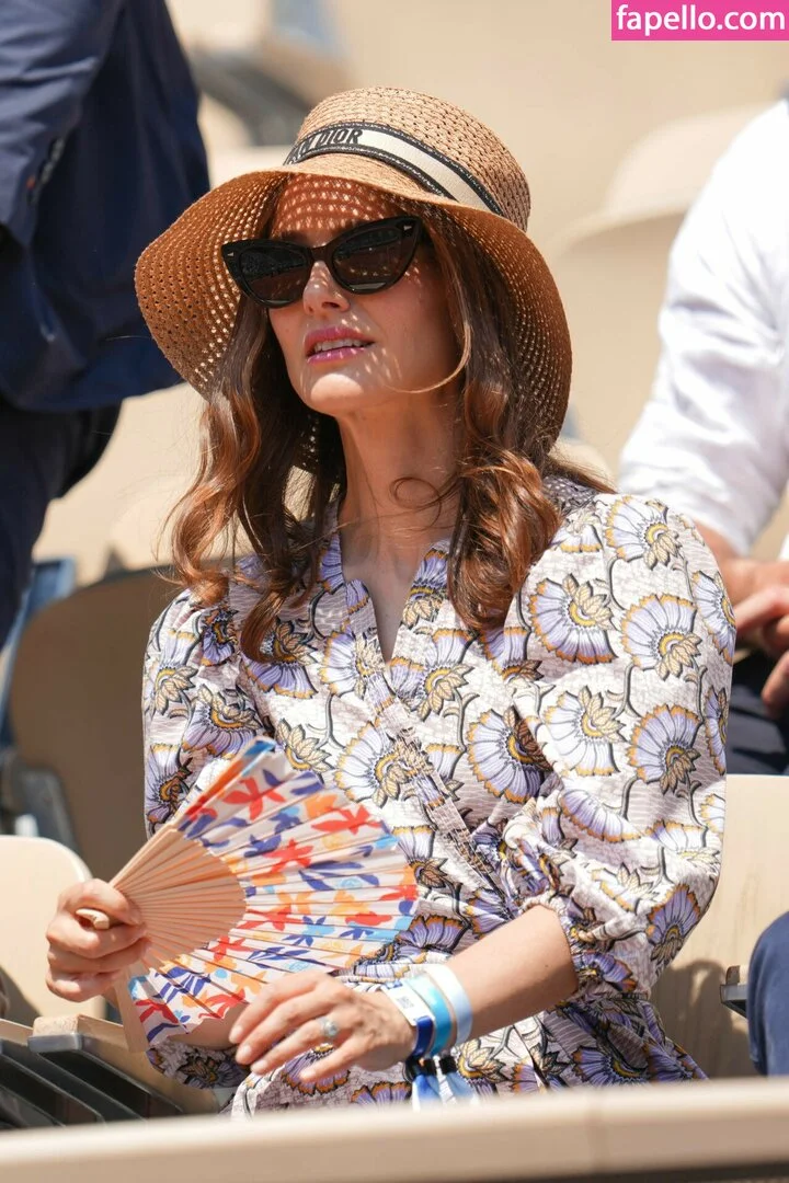 Natalie Portman Onlyfans Photo Gallery 