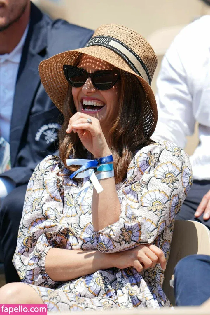 Natalie Portman Onlyfans Photo Gallery 