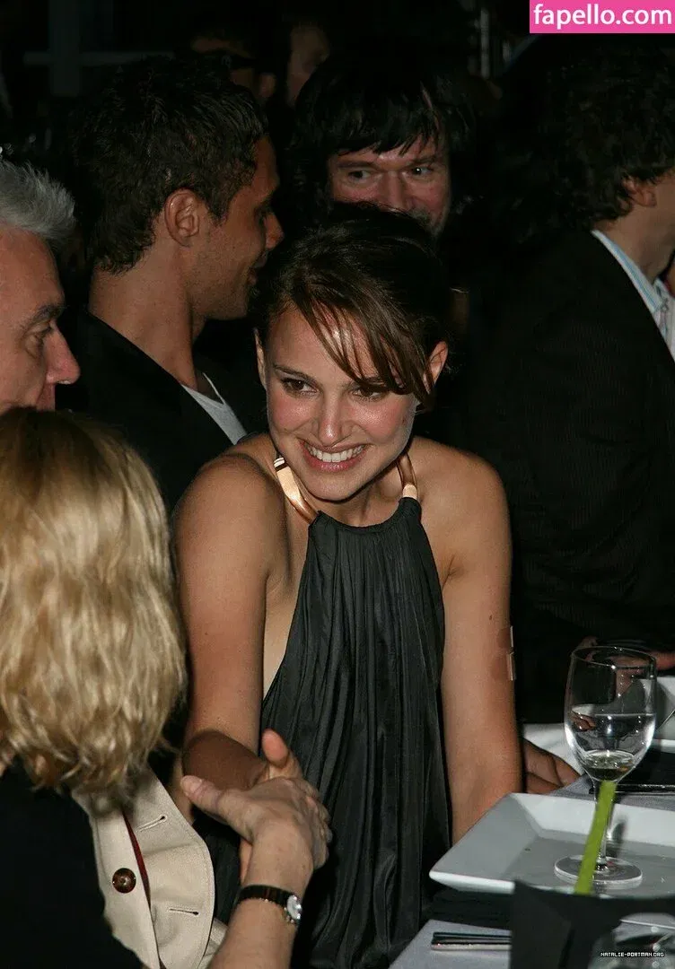 Natalie Portman Onlyfans Photo Gallery 