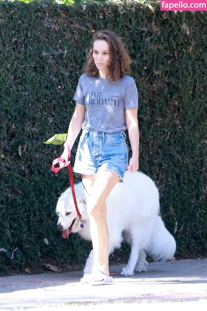 Natalie Portman Onlyfans Photo Gallery 