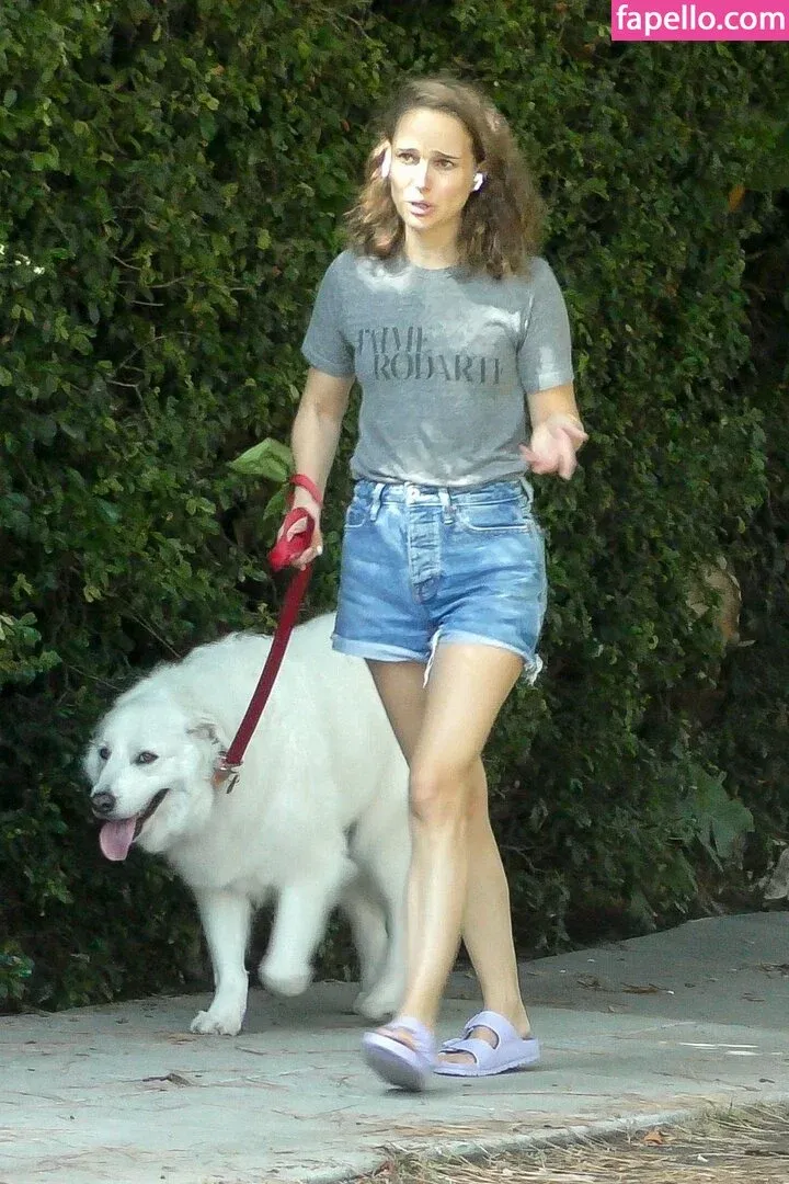 Natalie Portman Onlyfans Photo Gallery 