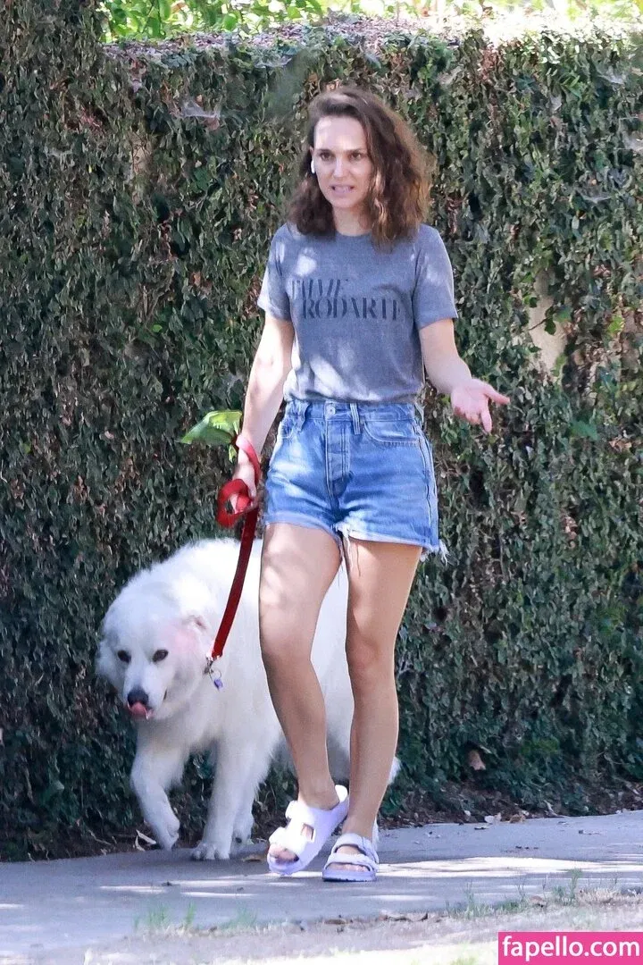 Natalie Portman Onlyfans Photo Gallery 