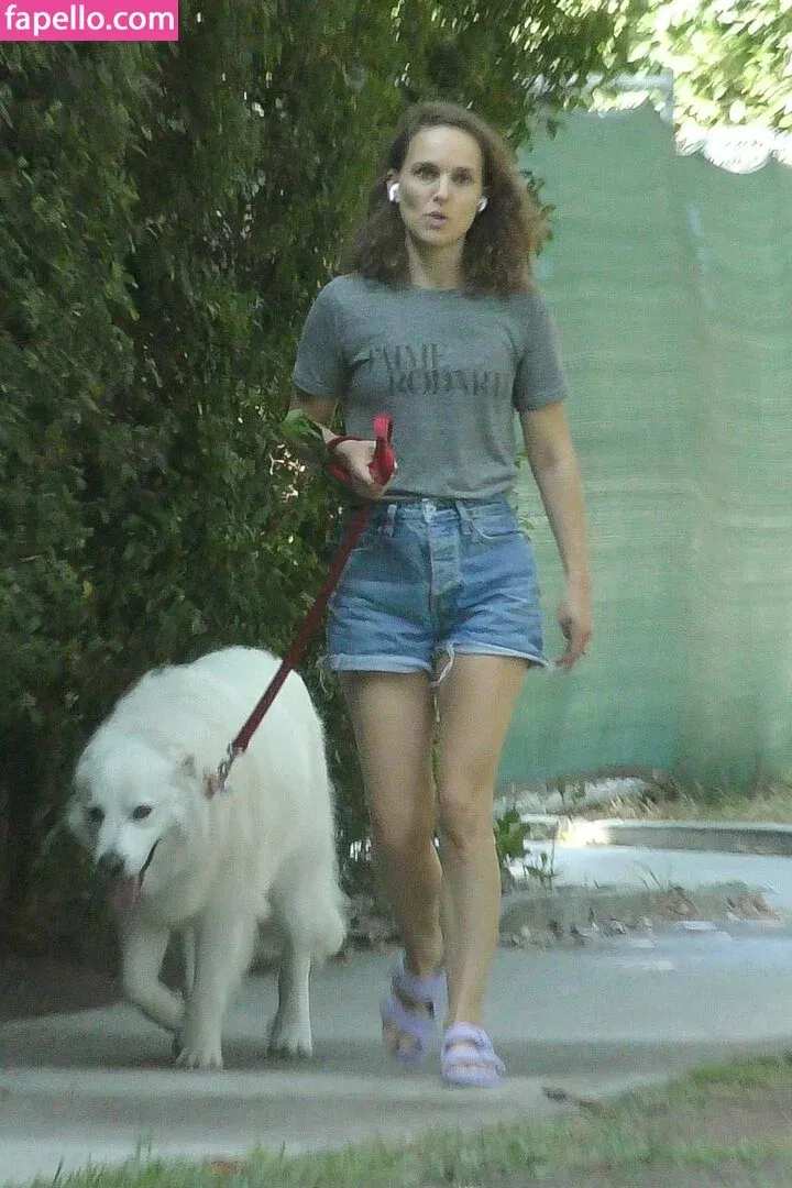 Natalie Portman Onlyfans Photo Gallery 