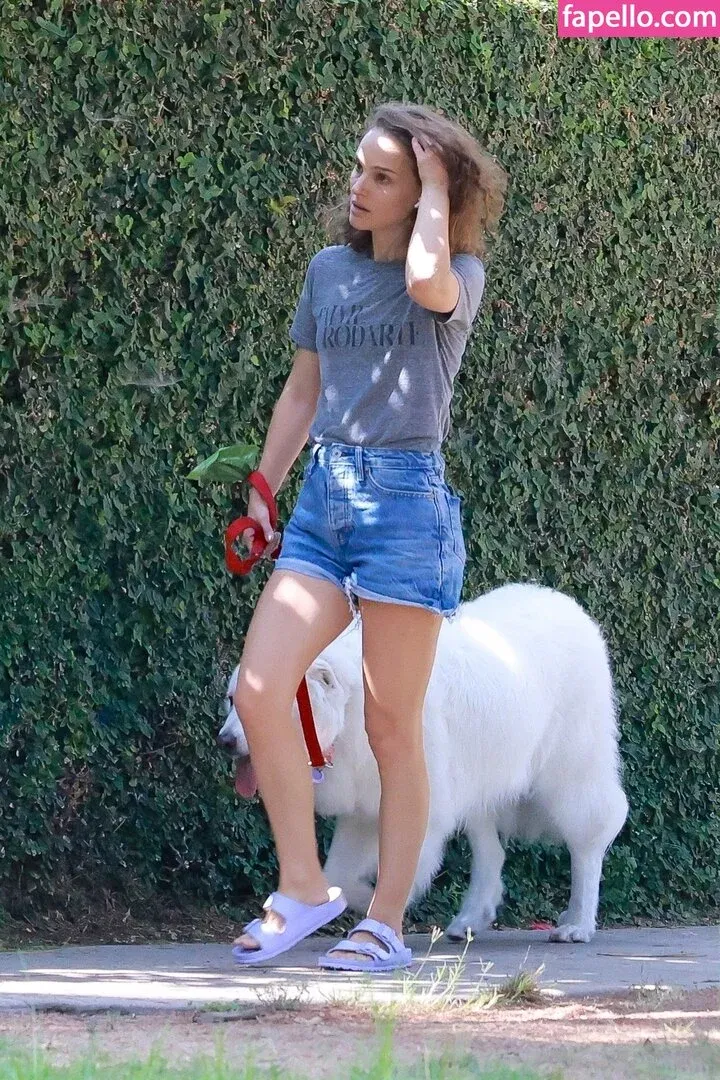 Natalie Portman Onlyfans Photo Gallery 