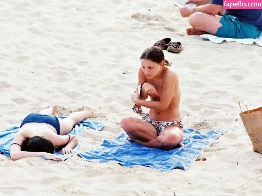 Natalie Portman Onlyfans Photo Gallery 